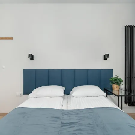 Apartament Cosy In By Renters Poznań